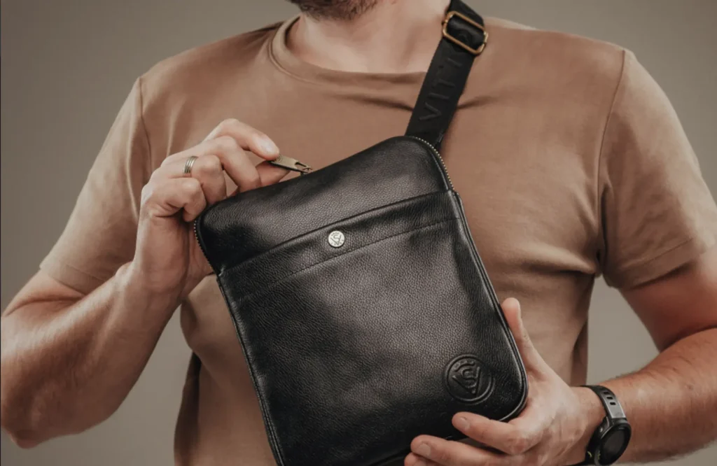 чоловіча сумка через плече